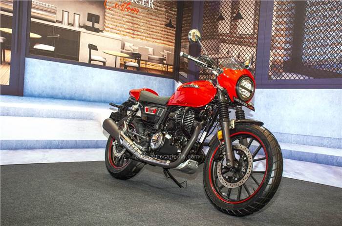 Honda CB350 price, 10 year warranty, features, colours.